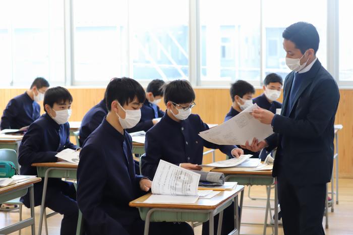 市立 コロナ 広島 どこ 学校