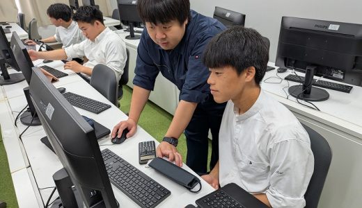 工学科２年生　先端工学コース（ソフトウエア技術）